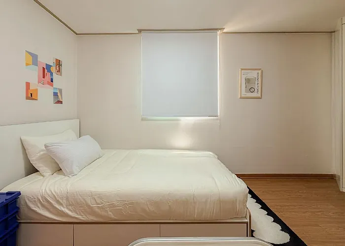 Appartement 53hongdae Station Area, Yeonnam, Hongdae Street, 15 Minutes From Itaewon, Single Accommodation, Fully Furnished *